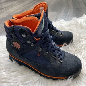 AKU boots made in USA suede leather air 8000 unisex women 9 men 7 1/2